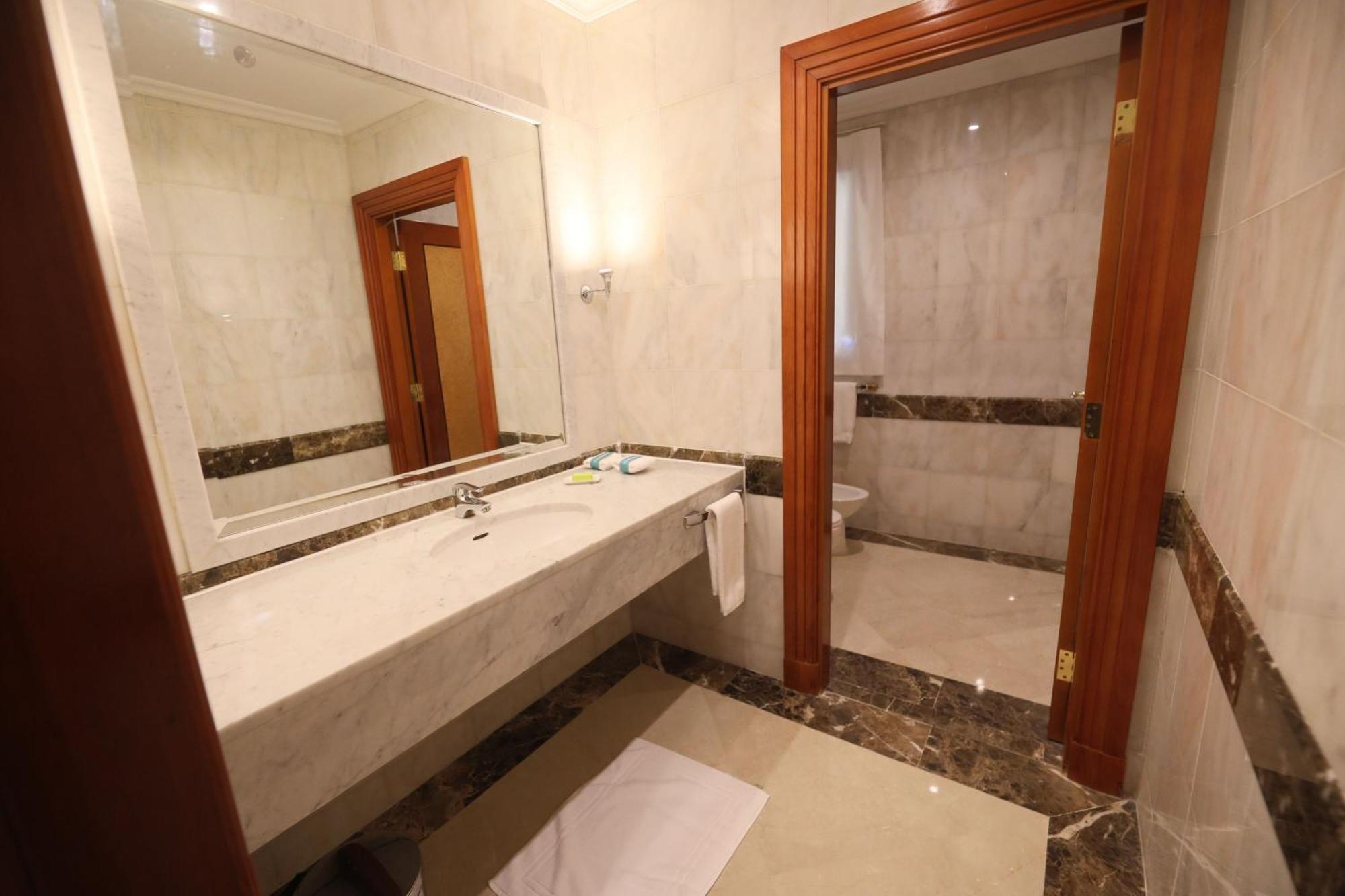 Le Meridien Medyna Zewnętrze zdjęcie Bathroom